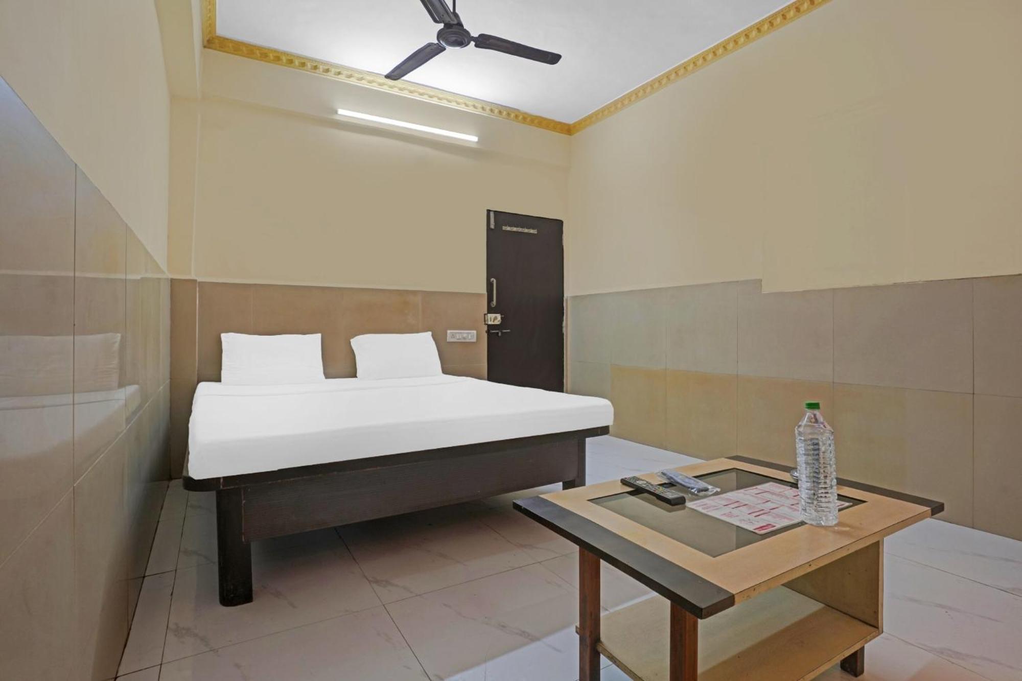 Spot On 81122 Alfa Lodge Mumbai Dış mekan fotoğraf